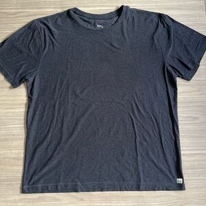 MENS VUORI CHARCOAL WORKOUT SHIRT SIZE XXL 2XL